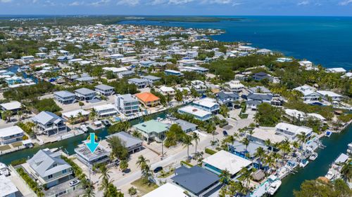 174 Corrine Pl, Key Largo, FL, 33037-4206 | Card Image