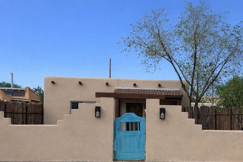 819 Ninita, Santa Fe, NM, 87505 | Card Image