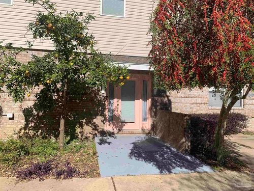 b-6148 The Oaks Ln, Pensacola, FL, 32504-7361 | Card Image