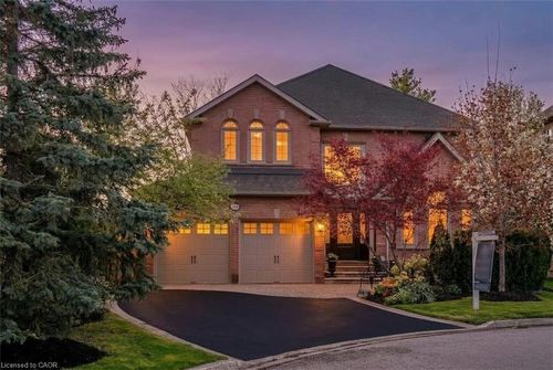 1729 Riverbend Crt, Mississauga, ON, L5M5J1 | Card Image