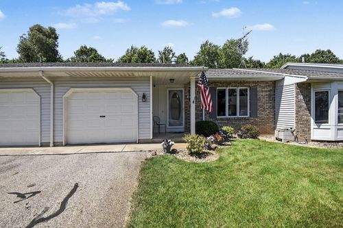 2831 Bridgeside Dr, Caledonia, MI, 49316-8926 | Card Image