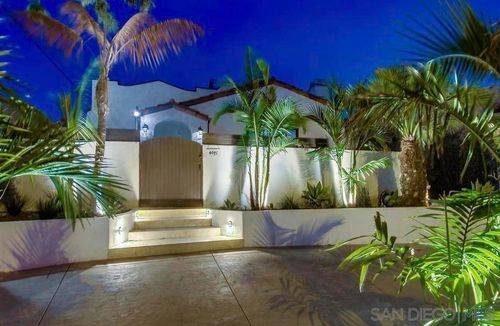 4671 Terrace Dr, San Diego, CA, 92116-3842 | Card Image