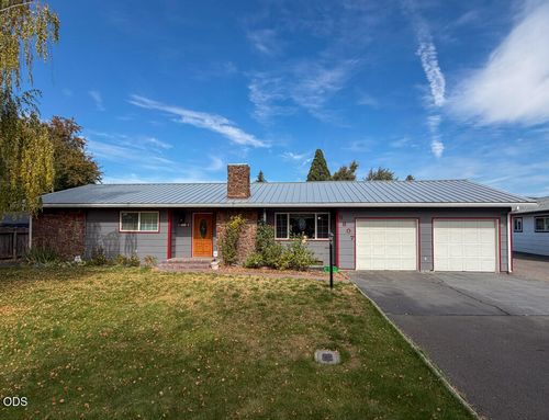 5807 Southgate Dr, Klamath Falls, OR, 97603-7662 | Card Image