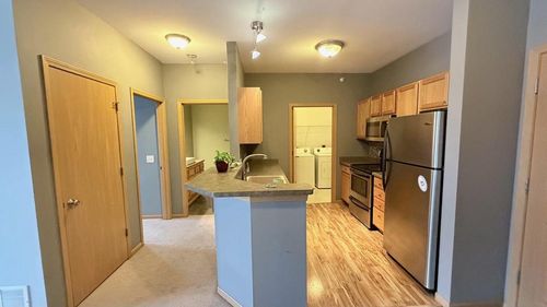 unit-304-101 Metro Ter, MADISON, WI, 53718-6427 | Card Image