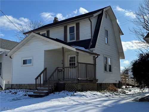 642 Marguerite Ave, Cuyahoga Falls, OH, 44221-1930 | Card Image