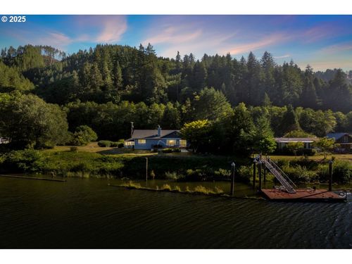 10277 Sweet Creek Rd, Mapleton, OR, 97453-9612 | Card Image