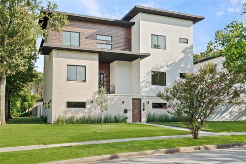 4903 Braesvalley Dr, Houston, TX, 77096-2704 | Card Image