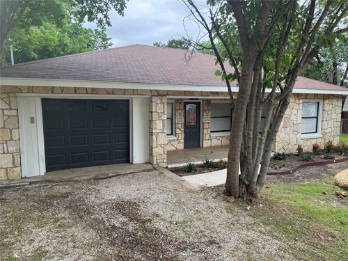 607 E Hundley Dr, Lake Dallas, TX, 75065-2635 | Card Image