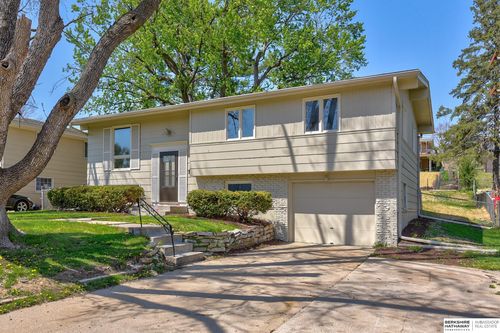 9436 Miami St, Omaha, NE, 68134-5772 | Card Image