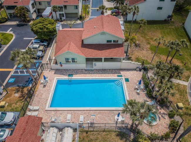 2353 Hanover Dr, Townhouse with 2 bedrooms, 2 bathrooms and null parking in DUNEDIN FL | Image 93