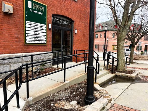 161-31-71 Lake St, Gardner, MA, 01440 | Card Image