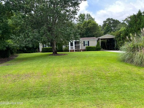 2106 Holly Hill Ct, Swansboro, NC, 28584-9604 | Card Image