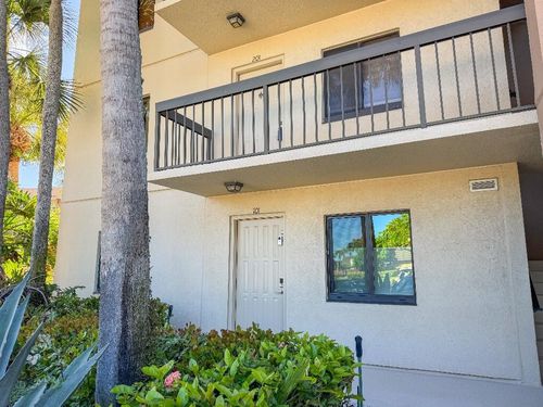 101-901 Seafarer Cir, Jupiter, FL, 33477-9071 | Card Image