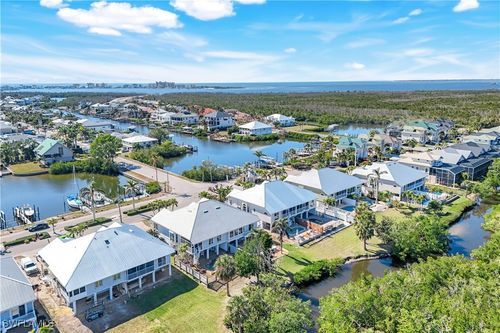 a-12160 Siesta Dr, FORT MYERS BEACH, FL, 33931-2341 | Card Image