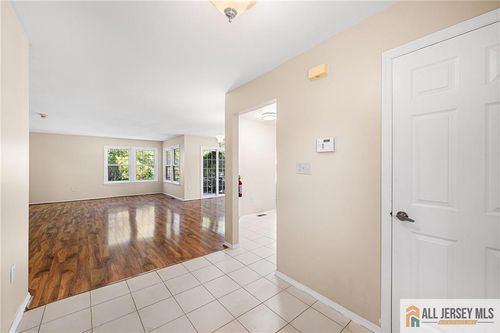 2a-2 John Tyler Ct, Monroe, NJ, 08831 | Card Image