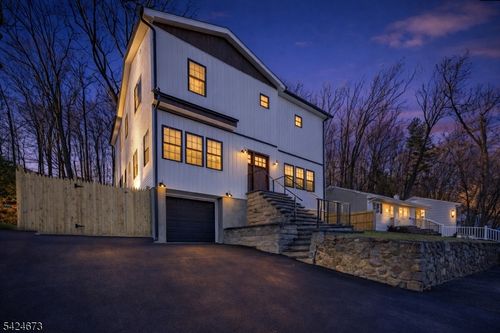 16 Valley View Dr, ROCKAWAY, NJ, 07866-1507 | Card Image