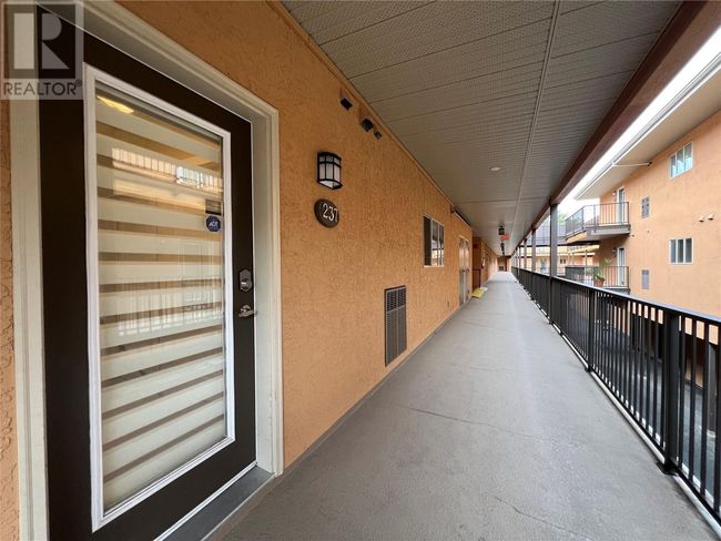 237 - 3996 Beach Ave, Condo with 2 bedrooms, 2 bathrooms and 1 parking in Peachland BC | Image 12