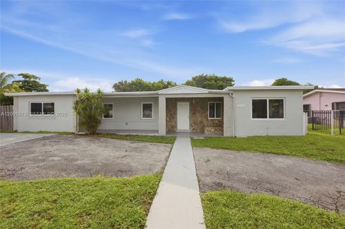 15770 Nw 17th Ct, Miami Gardens, FL, 33054-2102 | Card Image