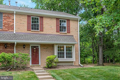 11 Abelia Ct, LAWRENCEVILLE, NJ, 08648-4824 | Card Image
