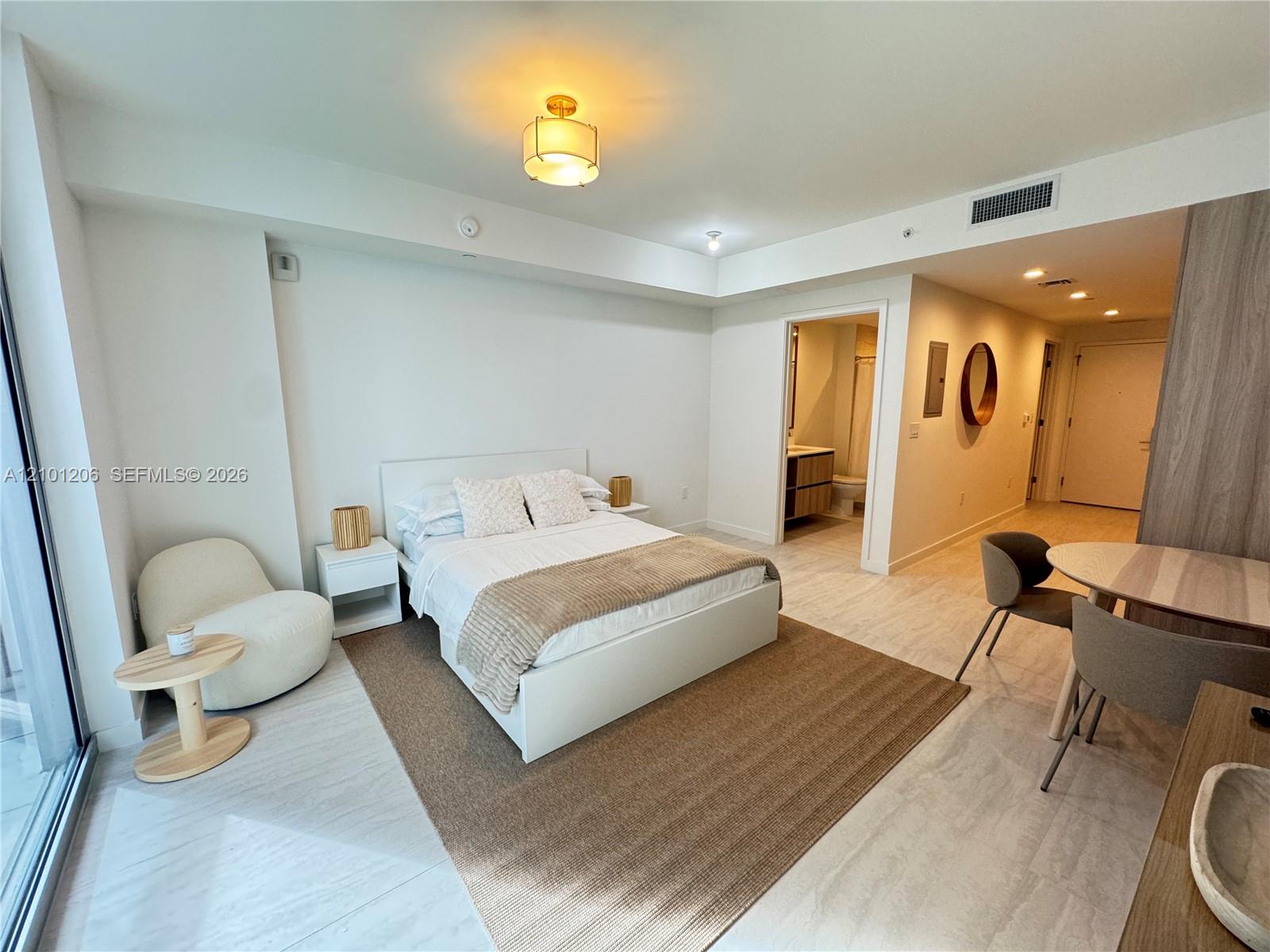 Residential Lease in Miami 3