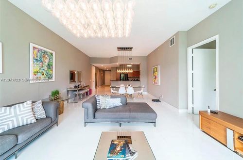 102-14951 Royal Oaks Ln, North Miami, FL, 33181-2475 | Card Image