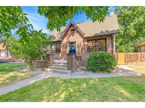 2676 Elm St, Denver, CO, 80207-3211 | Card Image