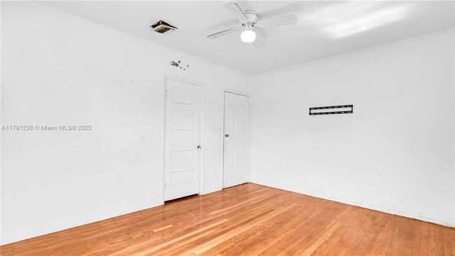 724 Nw 77 Th St, Home with 0 bedrooms, 0 bathrooms and 5 parking in Miami FL | Image 11