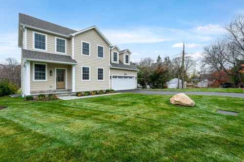 12 Walnut Ridge Ct, Stamford, CT, 06905-3042 | Card Image