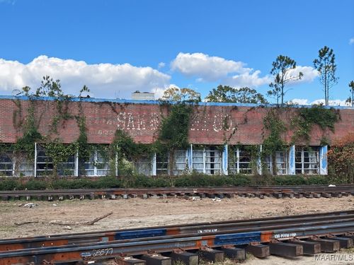 2602 Old Montgomery Rd, Selma, AL, 36703-8004 | Card Image