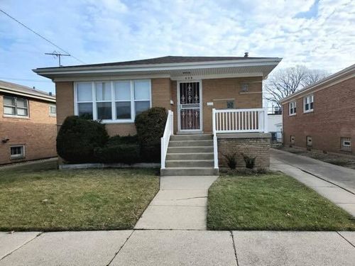 605 Hoxie Ave, Calumet City, IL, 60409-3826 | Card Image