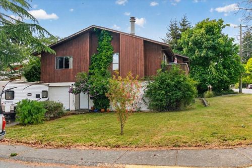 700 Stancombe Rd, Esquimalt, BC, V9A2P1 | Card Image