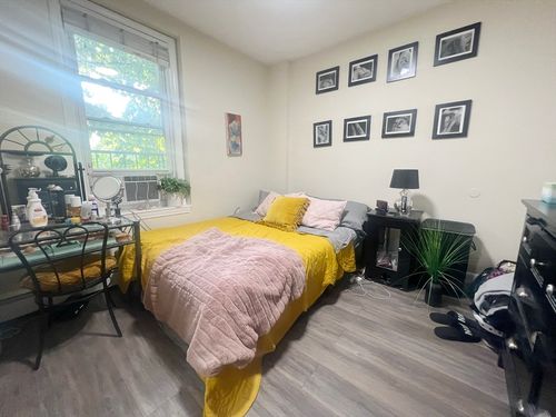 2-122 London St, Boston, MA, 02128-3038 | Card Image