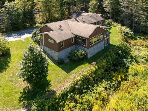 1009 Beaverkill Rd, Livingston Manor, NY, 12758-4012 | Card Image