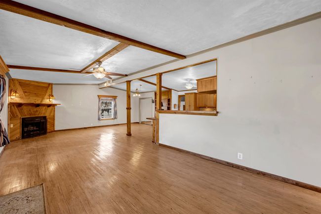 200 Lakeshore Loop, House other with 2 bedrooms, 2 bathrooms and null parking in Tow TX | Image 9