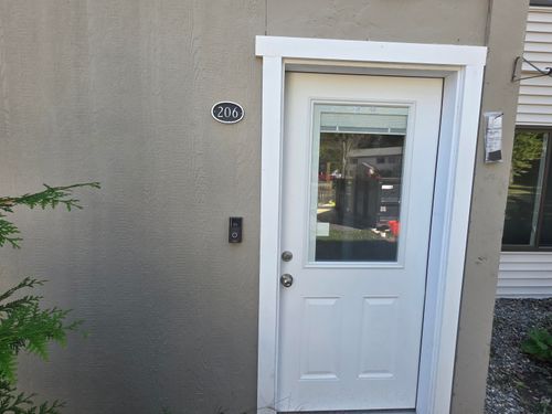 unit-206-133 Colonial Dr, White River Junction, VT, 05001-2947 | Card Image