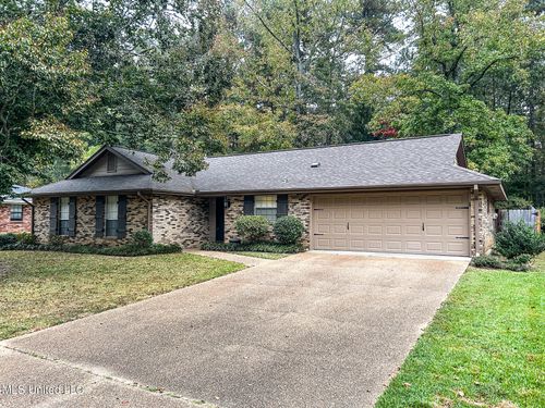 147 Summit Ridge Drive, Brandon, MS, 39042 | Card Image