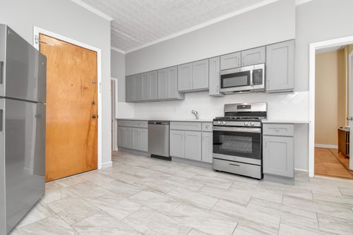 2-2307 New York Ave, Union City, NJ, 07087-4519 | Card Image