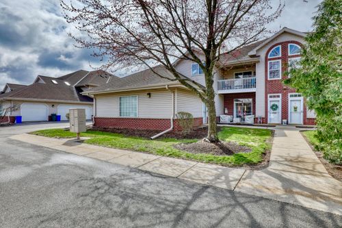 N43W32907 Rasmus Rd, Nashotah, WI, 53058-9460 | Card Image