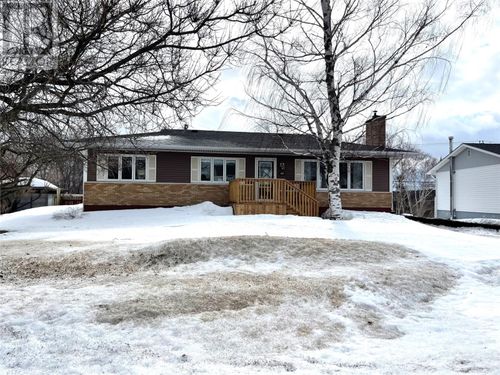 64 Goodyear Ave, Grand Falls Windsor, NL, A2A1J3 | Card Image