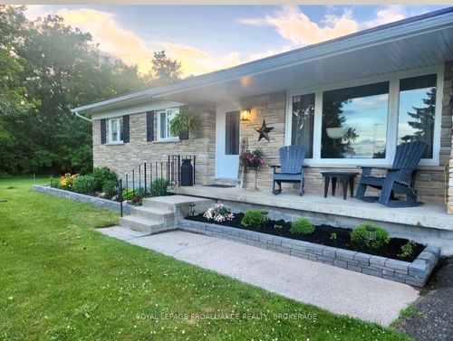 7379 County Rd 2, Napanee, ON, K7R3K6 | Card Image