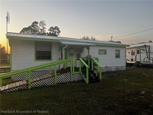 3232 Lagoon Ln, Avon Park, FL, 33825-3795 | Card Image