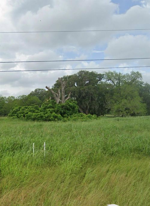 1150 Frontier Trl, Angleton, TX, 77515-8044 | Card Image