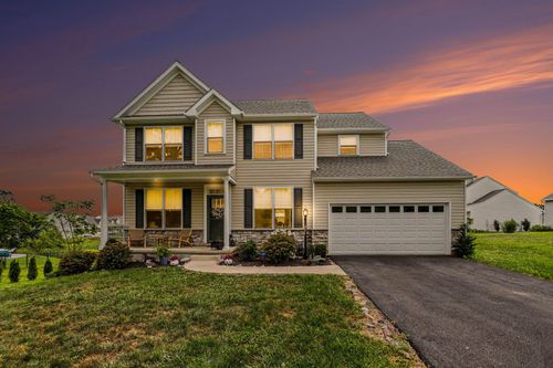 40 Butter Rd, YORK, PA, 17404-9718 | Card Image