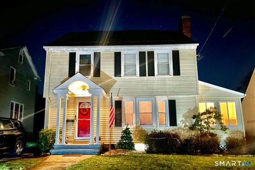 37 Hillcrest Ave, Naugatuck, CT, 06770-4628 | Card Image