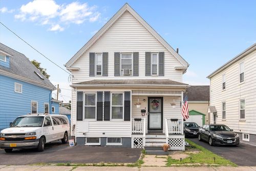 4 River Street Pl, Lynn, MA, 01905-2617 | Card Image