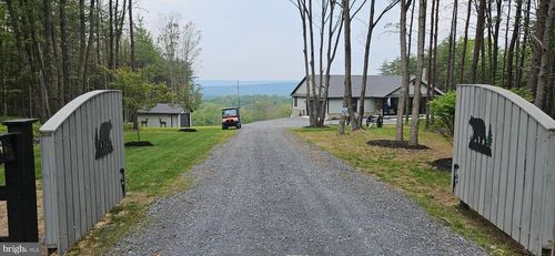 2204 Baker Mountain Dr, YELLOW SPRING, WV, 26865 | Card Image