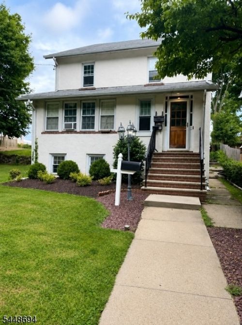 unit-1-17 Chestnut St, Caldwell, NJ, 07006-6030 | Card Image