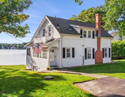 6 Davis Way, Worcester, MA, 01604-1314 | Card Image