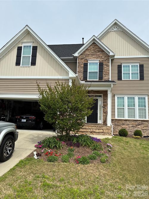 532 Walker Ranch Dr, Fuquay Varina, NC, 27526-4489 | Card Image