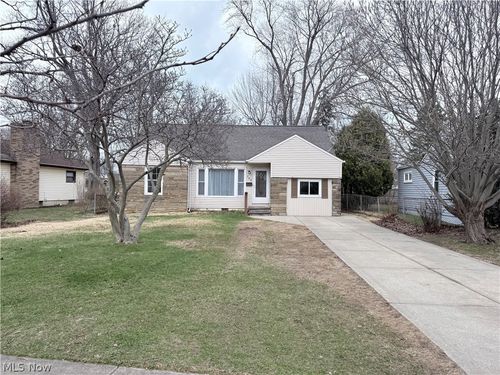 799 Stevens Blvd, Eastlake, OH, 44095-2523 | Card Image